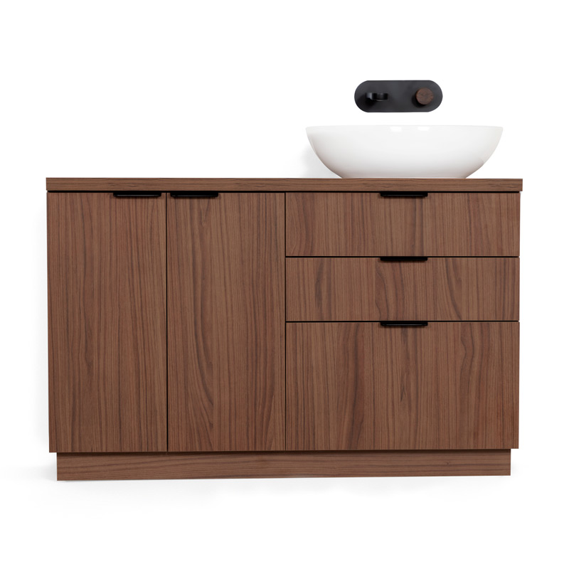 Meuble à poser 120 cm, bois noyer avec poignées noir mat, Alma