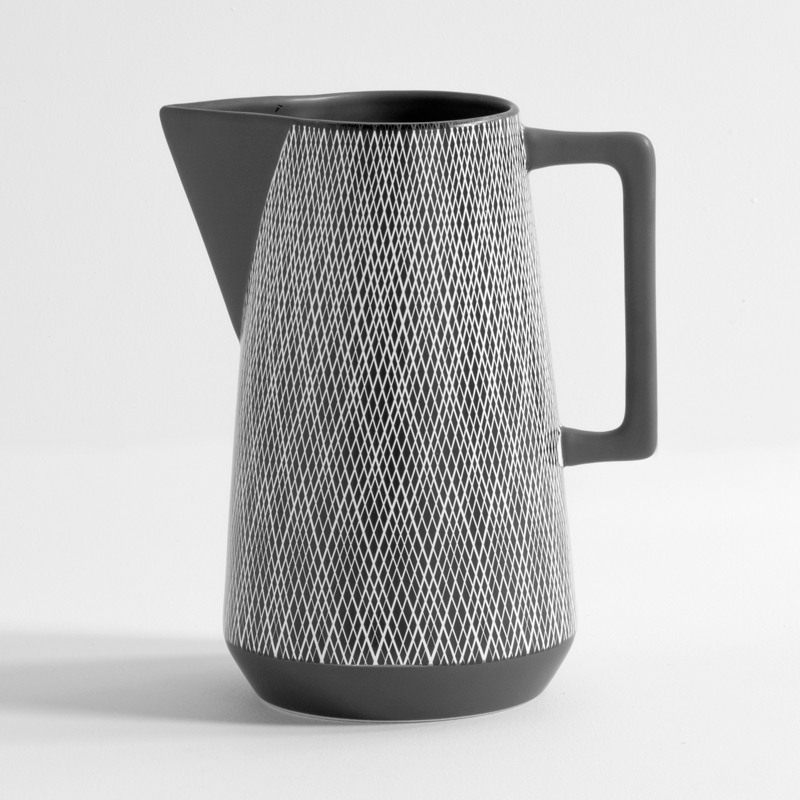 Carafe en céramique décorée, Noir