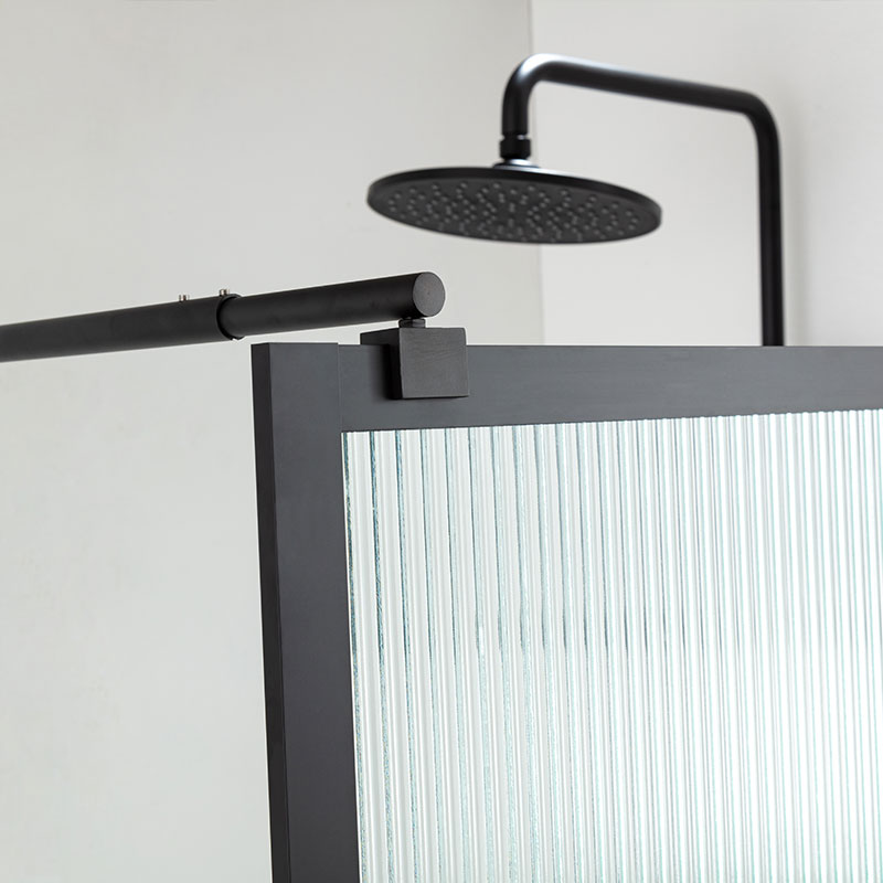 Paroi de douche fixe 100,120 ou 140 cm, verre cannelé avec profilé noir mat, Walk In